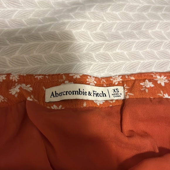 Abercrombie & Fitch Floral Ruffle Hem Mini Skirt - Picture 7 of 7
